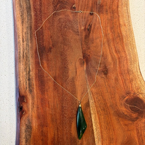 Jewelry - Vintage Natural Green Jade Pendant Necklace with 10K Gold Chain Abstract Organic